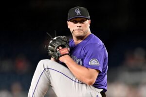 Read more about the article Dodgers call up hard-throwing reliever to bolster struggling bullpen