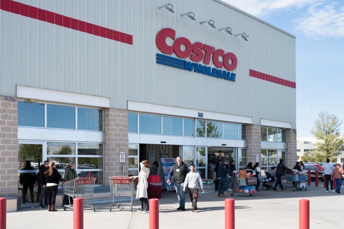 You are currently viewing Costco brings back cult-favorite sweet treat discontinued in 2024, exciting shoppers