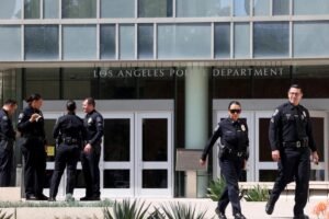 Read more about the article Suspicious substance found inside letter triggers closure at LAPD headquarters