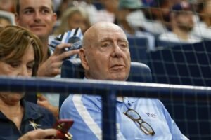 Read more about the article Dick Vitale shares update after being diagnosed with cancer for fifth time
