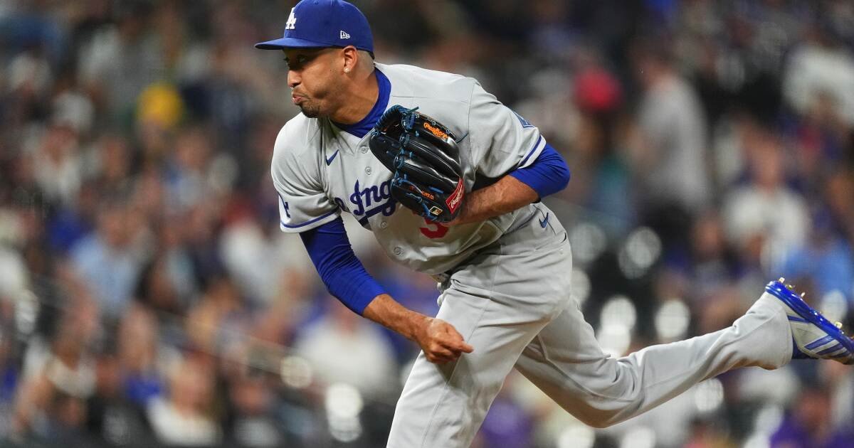 You are currently viewing Dodgers closer Edwin Díaz heads back to injured list after bumpy return to action