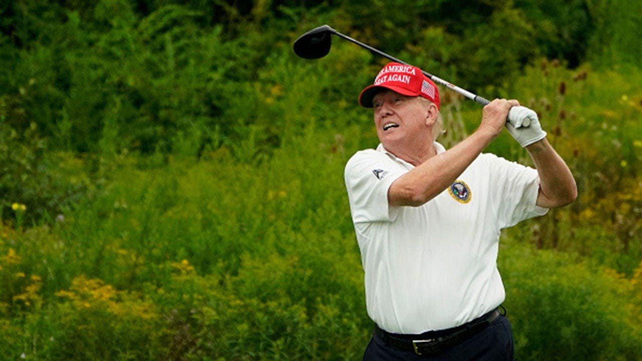 You are currently viewing President Trump celebrates Bedminster club championship, brags little practice was needed to score a 70