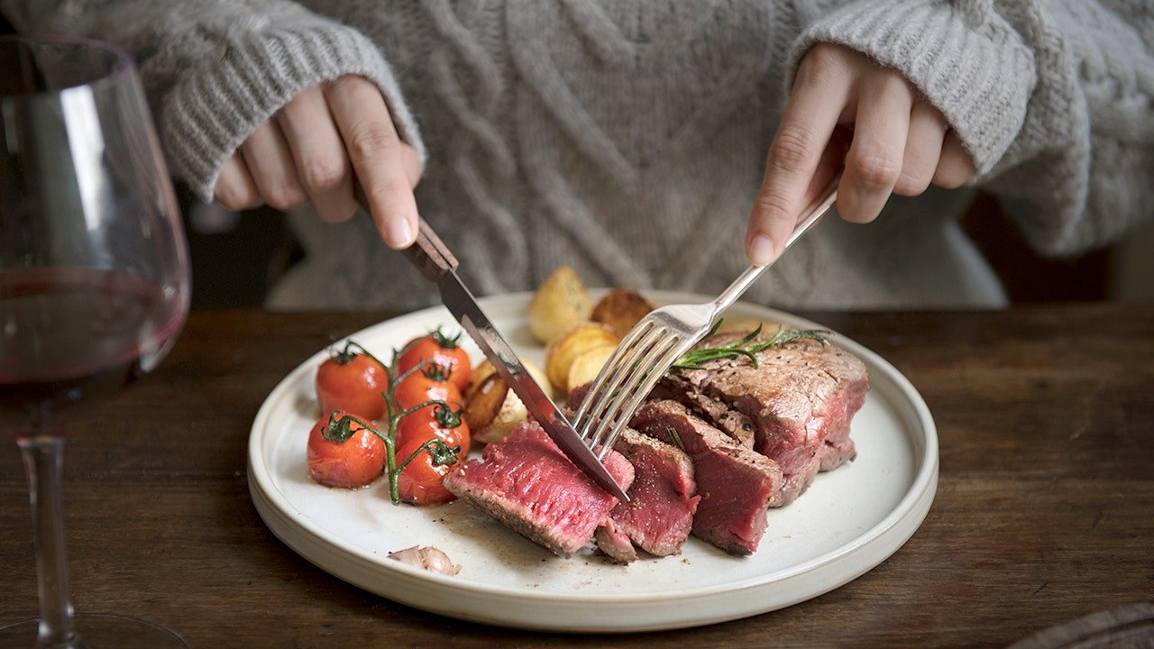 You are currently viewing Protein restriction may boost longevity in sedentary adults, study finds