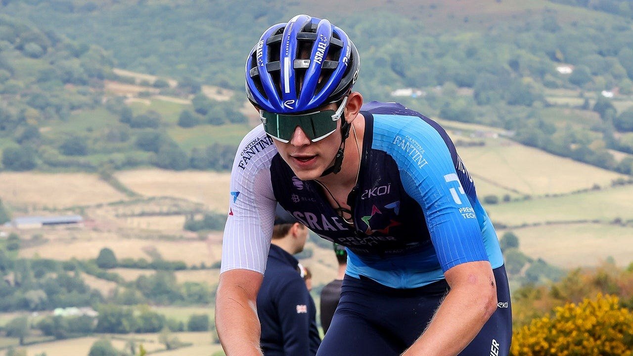 You are currently viewing Teenage British cyclist Finlay Tarling dies after tragic incident