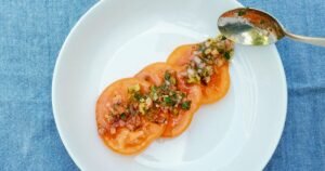 Read more about the article This basic vinaigrette is all you need to never make a bad salad
