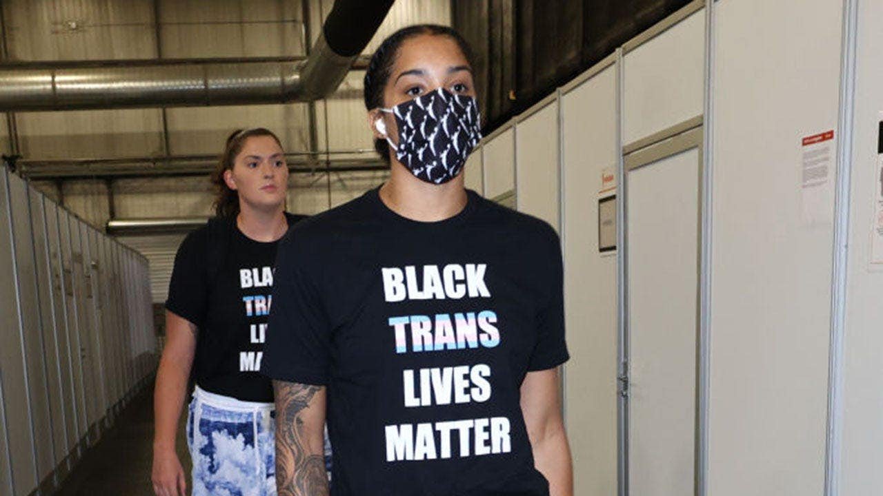 You are currently viewing WNBA star says she would welcome a trans player to her team, and then says something even dumber