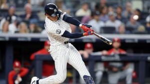 Read more about the article George Lombard Jr. hits home run in major league debut for Yankees
