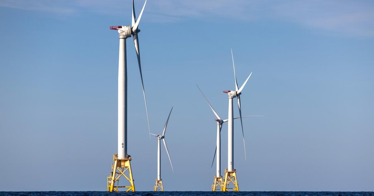 You are currently viewing Another offshore wind developer exits California in $1.22-billion deal with Trump