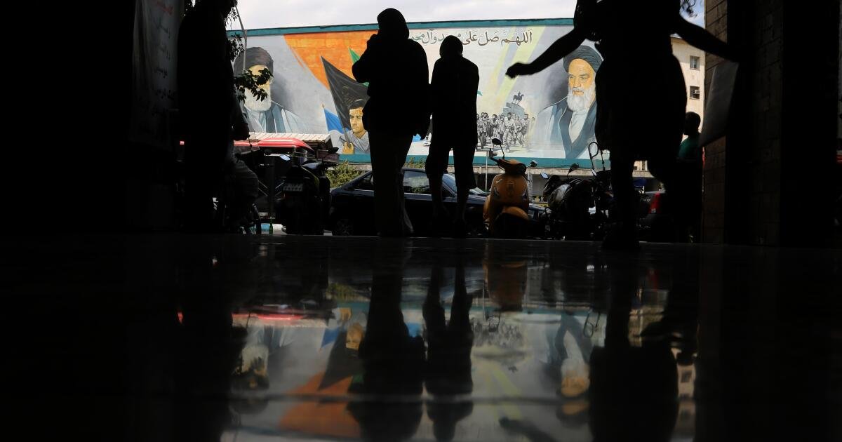 You are currently viewing Iran believes time is on its side in the war with the U.S. But its strategy carries great risks