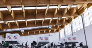 Read more about the article Voters are sick of the two-party system. A new poll shows they’re open to big changes