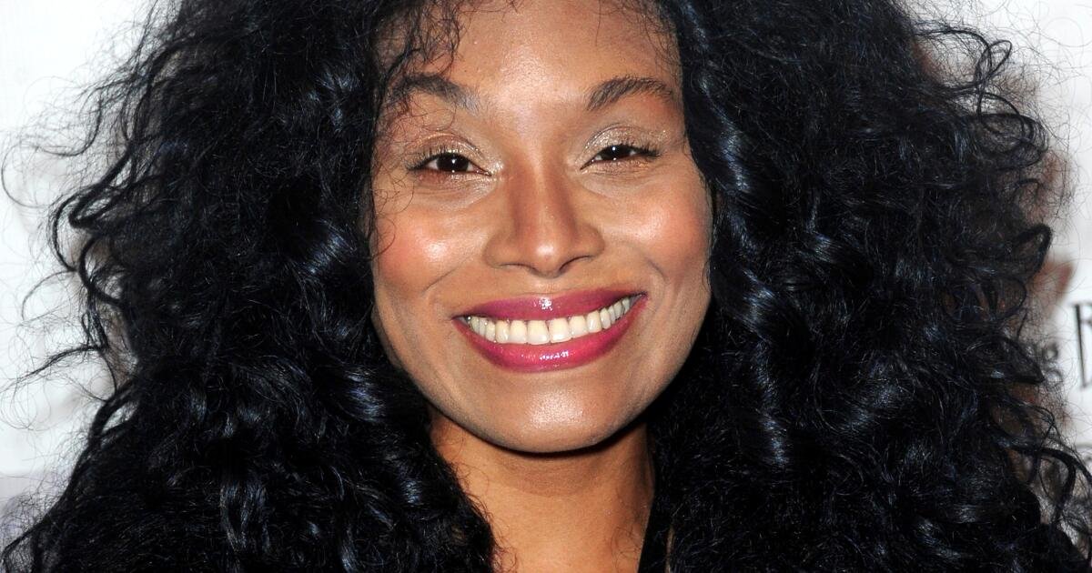 You are currently viewing Christy Knowings, star on Nickelodeon’s iconic sketch show ‘All That,’ dies at 46