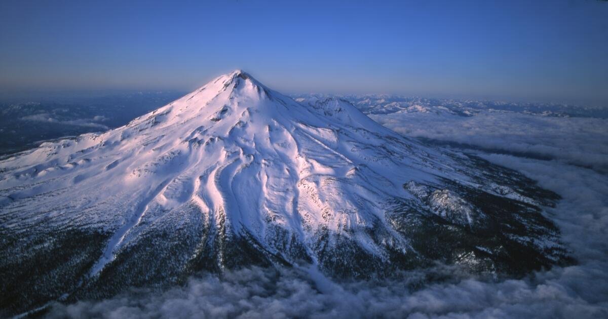 You are currently viewing How climbing California’s Mt. Shasta ended in a death