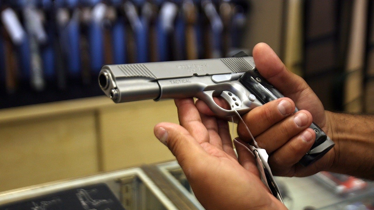 You are currently viewing Justice Dept drops Second Amendment lawsuit after LASD clears permit backlog