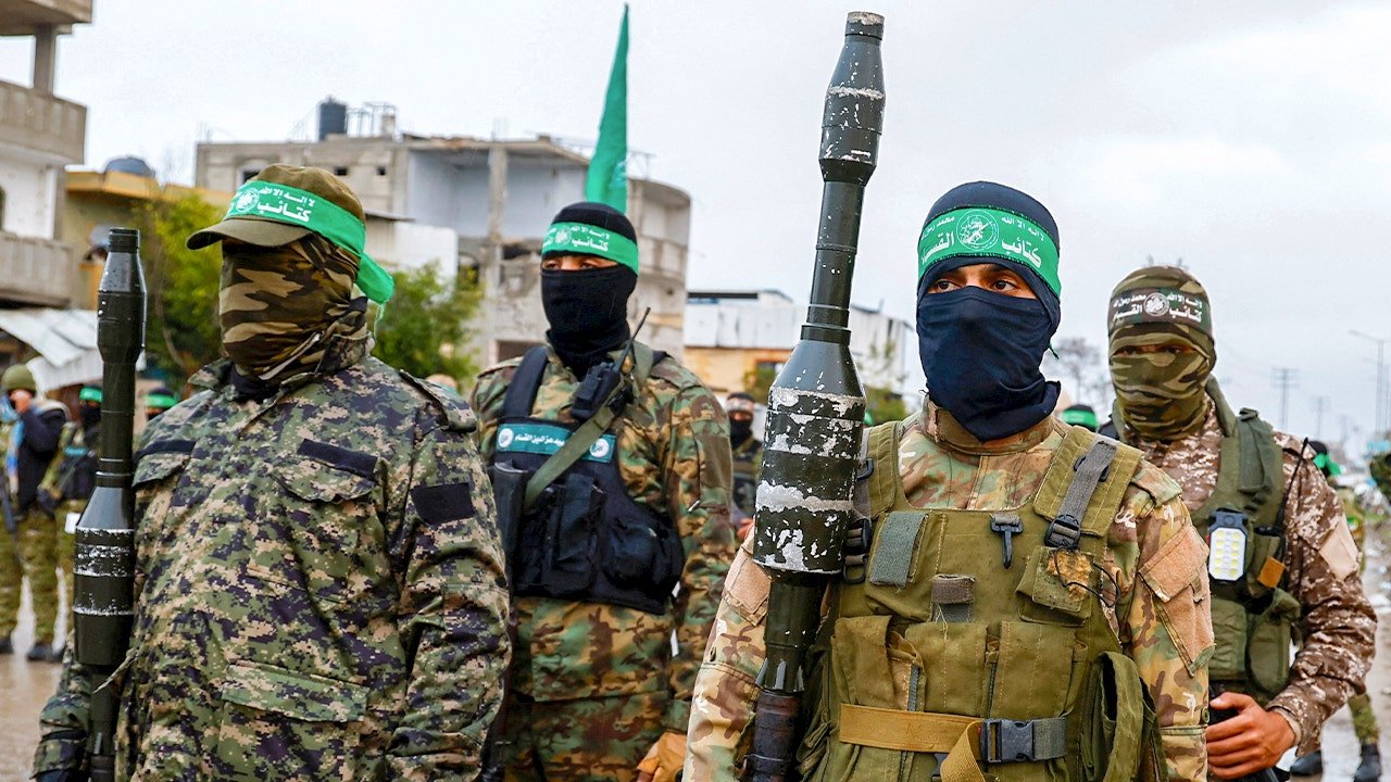 You are currently viewing Ted Cruz raises alarms over $400M Hamas financing in Gaza roadmap