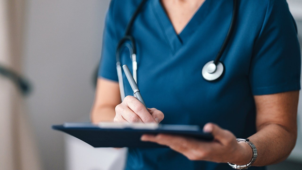 You are currently viewing Secret healthcare prices are crushing families. Congress must act now