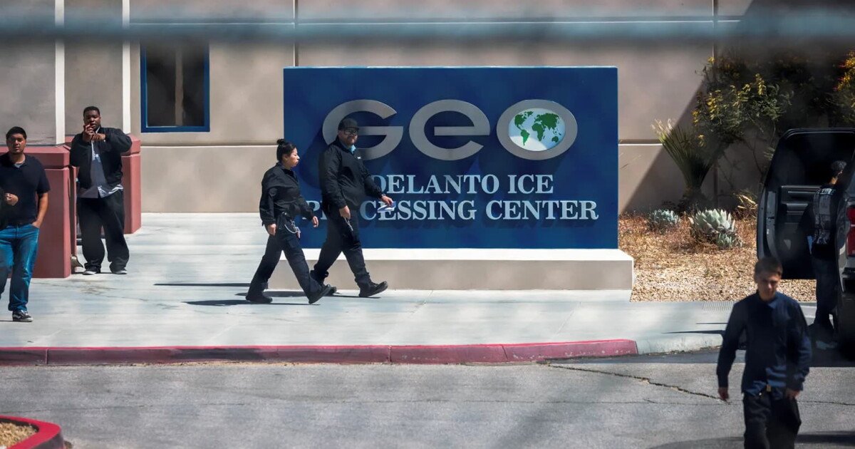 You are currently viewing ICE gives detention centers high marks for health under Trump even as deaths climb, report finds