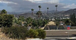 Read more about the article Wildfire in Dehesa prompts evacuation orders