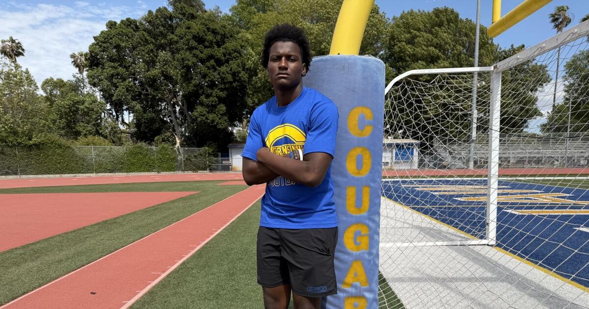 Read more about the article Crenshaw High linebacker Deandre Kirkpatrick perseveres after death of parents