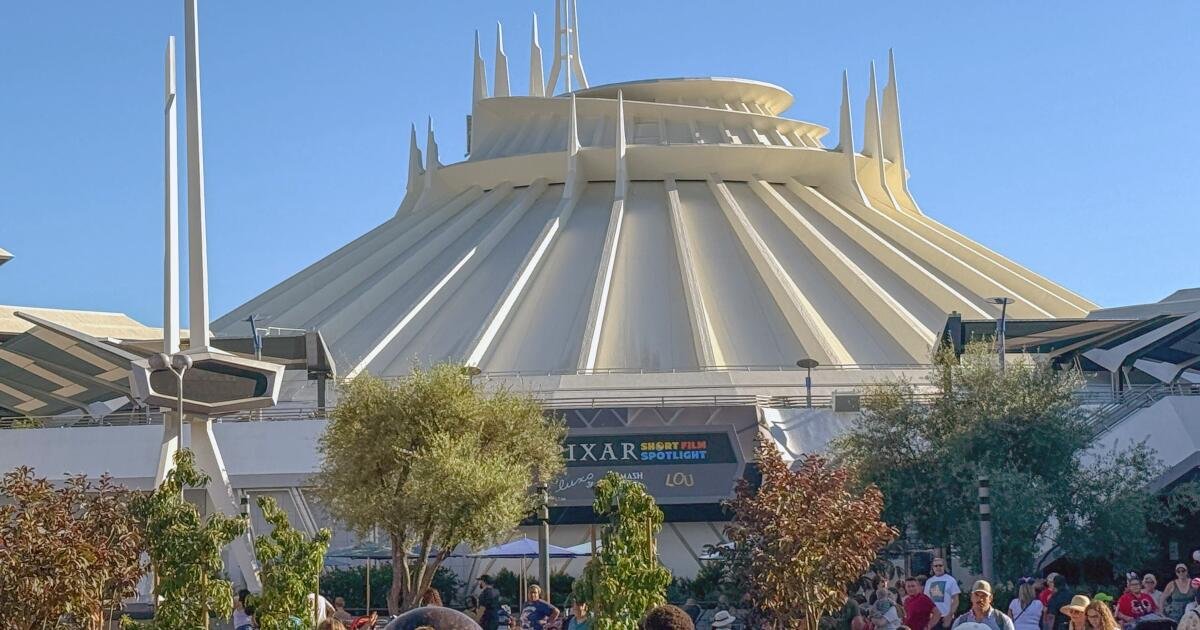 Read more about the article Disneyland is entering its fan feedback era