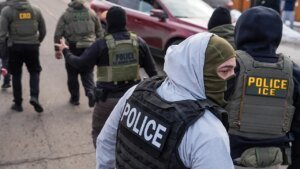Read more about the article Federal judge blocks New York ICE mask ban law