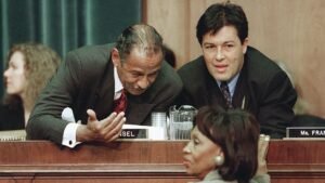Read more about the article Ex-Clinton ally pans media downplaying ‘war’ between moderate Dems, socialists