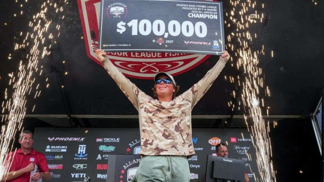 You are currently viewing Jack Story skipped his high school graduation to go bass fishing and walked away with $100K