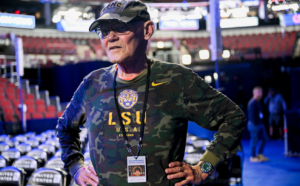Read more about the article Carville urges Democrats block far-left rise, Third Way pushs different approach
