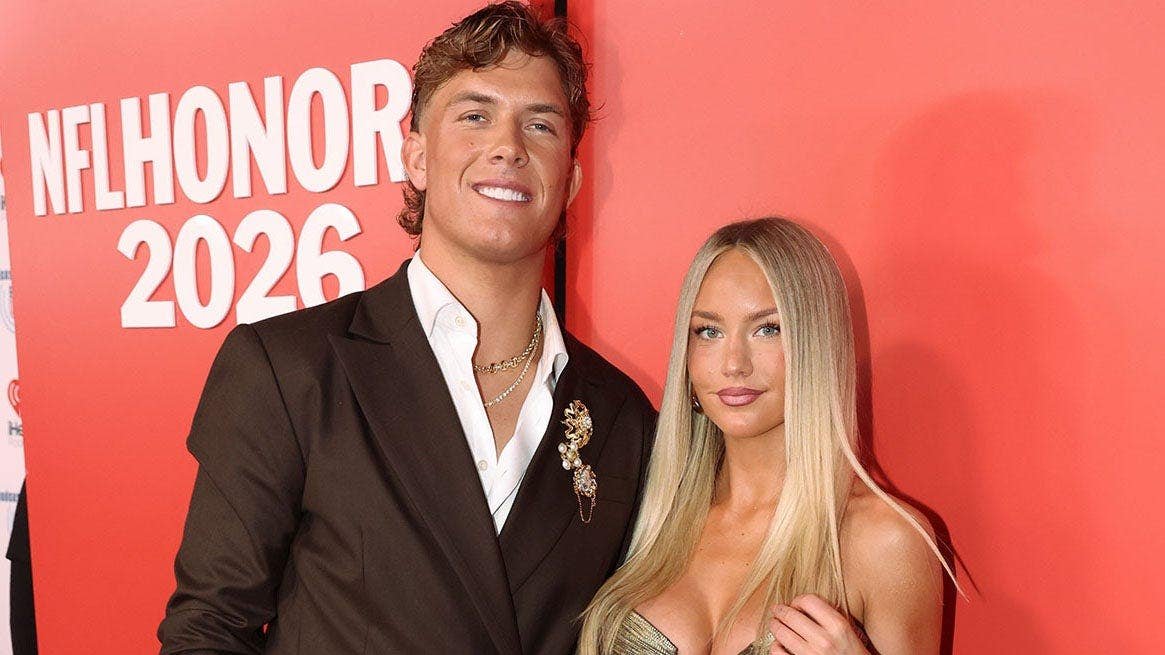 You are currently viewing Jaxson Dart’s girlfriend Marissa Ayers addresses NFL’s propaganda campaign, Angel Reese tries to dunk & Flair