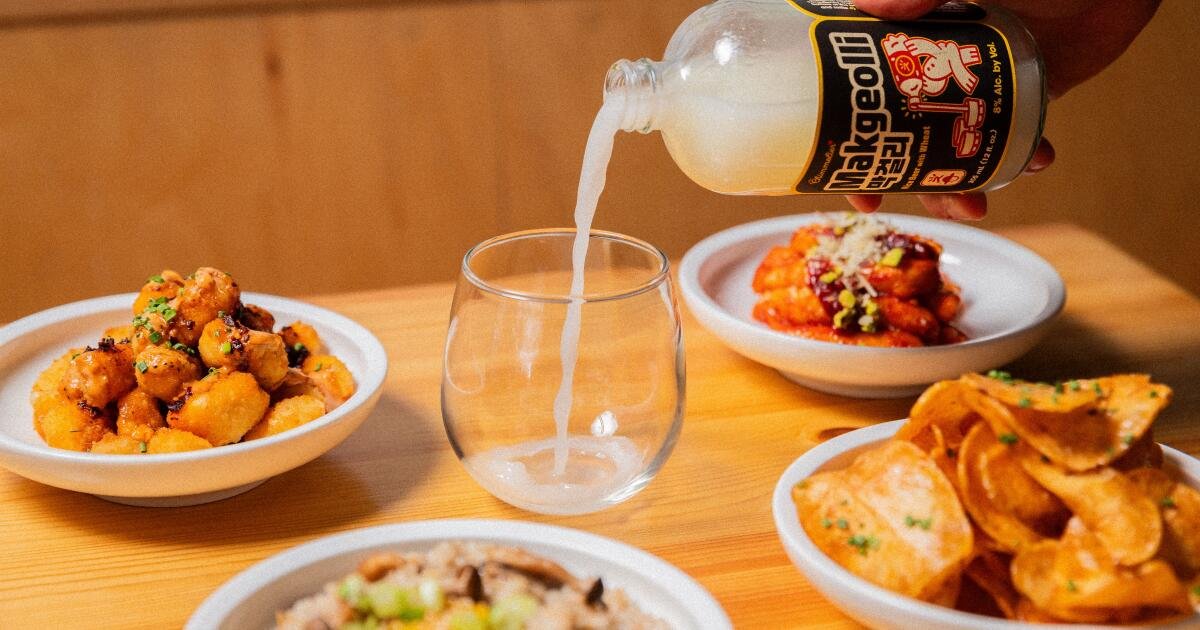 You are currently viewing 5 Korean restaurants and bottle shops to try makgeolli in L.A