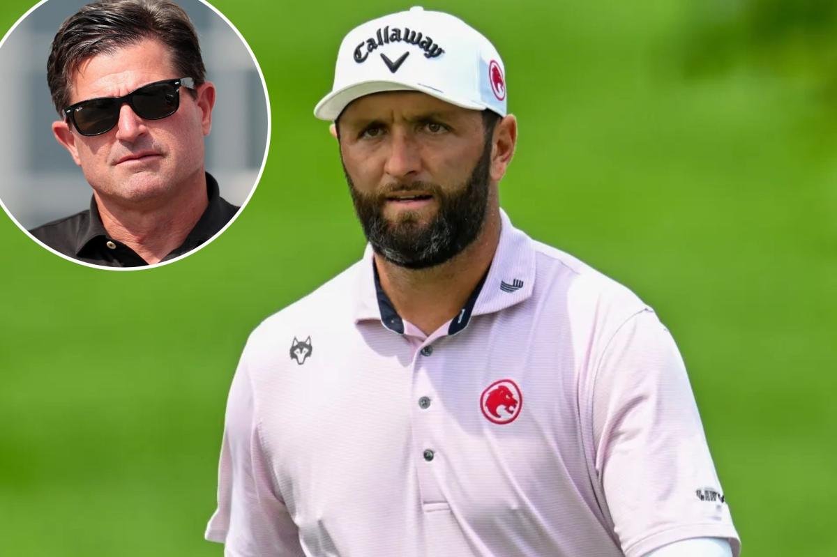 You are currently viewing LIV Golf ‘resigned’ to Jon Rahm exit in potentially devastating blow