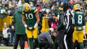 Read more about the article Packers projected to miss NFL playoffs as Jordan Love’s inconsistency raises concerns