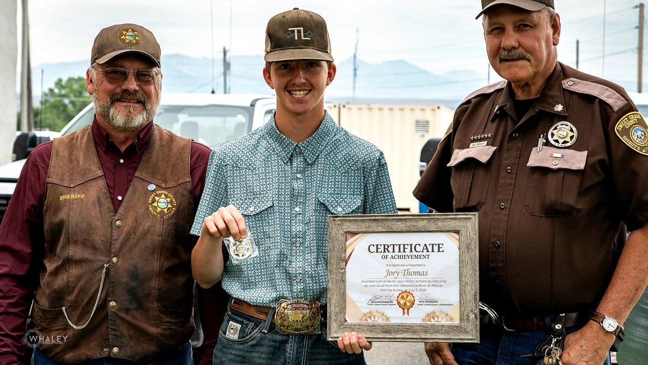 You are currently viewing Montana teen uses lasso to rescue drowning man from Yellowstone River