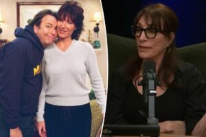 Read more about the article Katey Sagal recalls final moments with ‘8 Simple Rules’ co-star John Ritter before ‘mind-blowing’ death