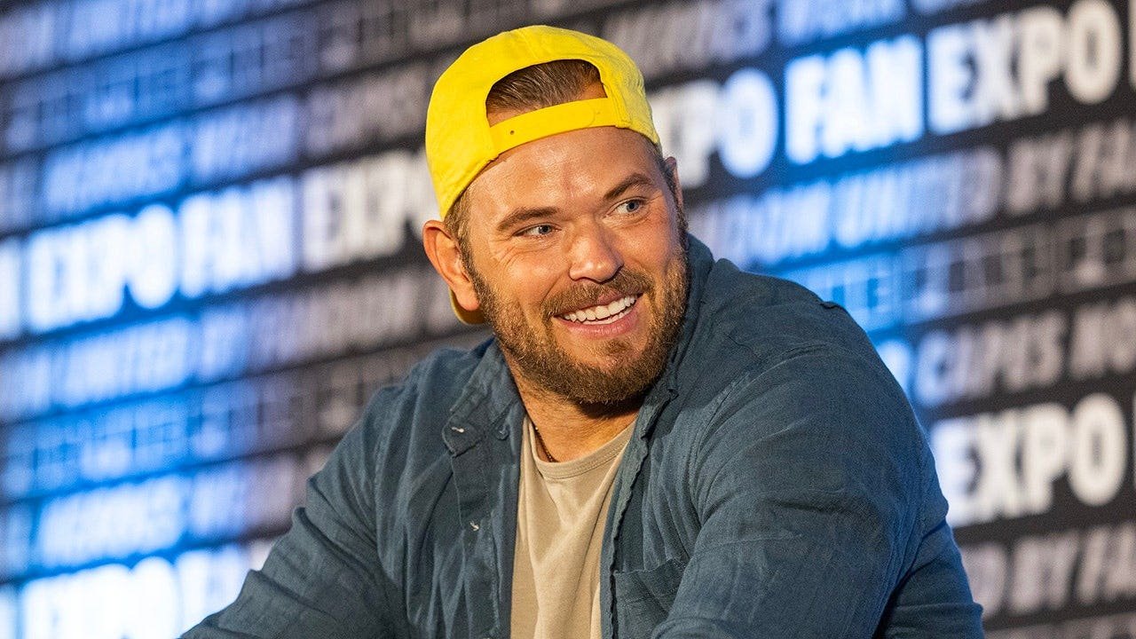You are currently viewing ‘Twilight’ actor Kellan Lutz explains move from California to Tennessee