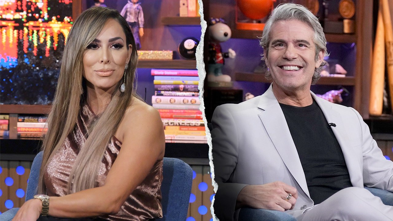 You are currently viewing Former ‘RHOC’ star claims Andy Cohen added MAGA women for Bravo ratings boost