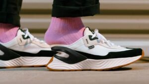 Read more about the article 14 slip-on shoes that make getting out the door easier, from sneakers to clogs