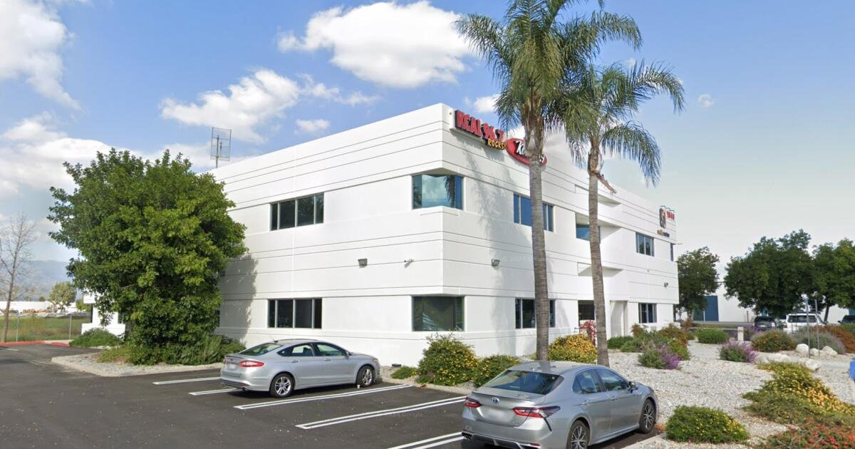 You are currently viewing Inland Empire’s KCAL-FM cuts entire on-air staff in move to all-music programming