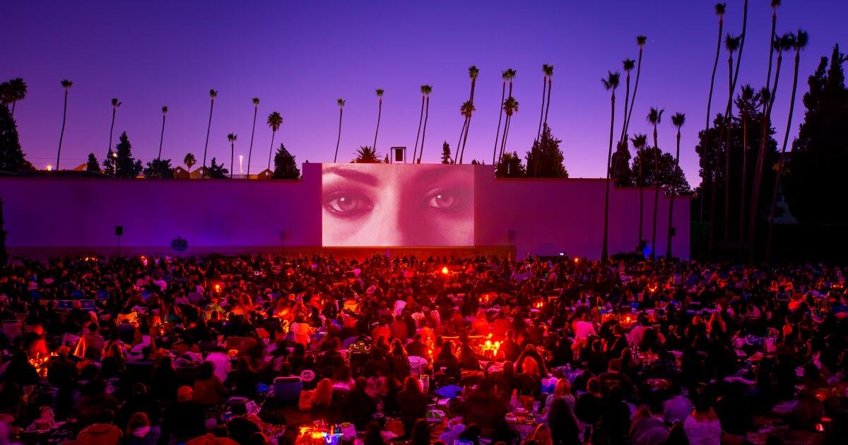 You are currently viewing An interview with Cinespia founder John Wyatt celebrates 25-year anniversary