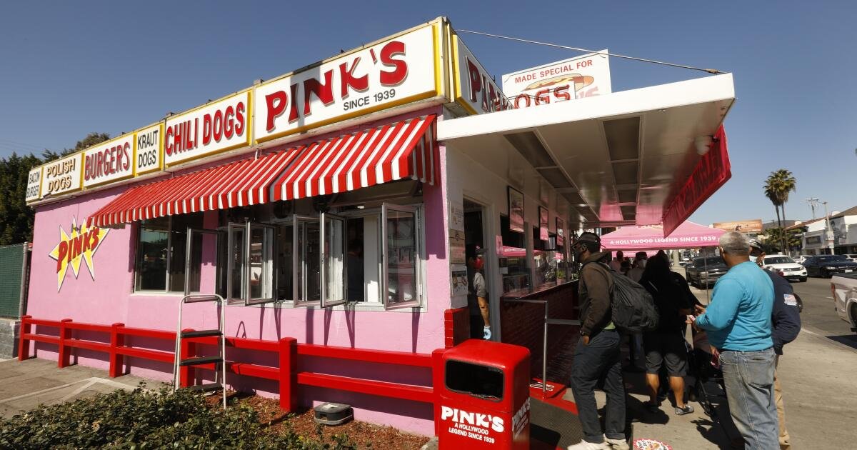 You are currently viewing Pink’s Hot Dogs is headed to Tokyo with fluffy soufflé pancake company