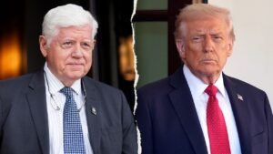 Read more about the article John Larson faces Hartford Mayor Luke Bronin in CT Democratic primary