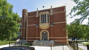 Read more about the article 2 custodians shot dead at Mark Twain Elementary in Chicago