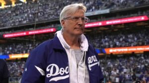 Read more about the article Could Shohei Ohtani leave the Los Angeles Dodgers if Mark Walter sells the team after Lakers deal?