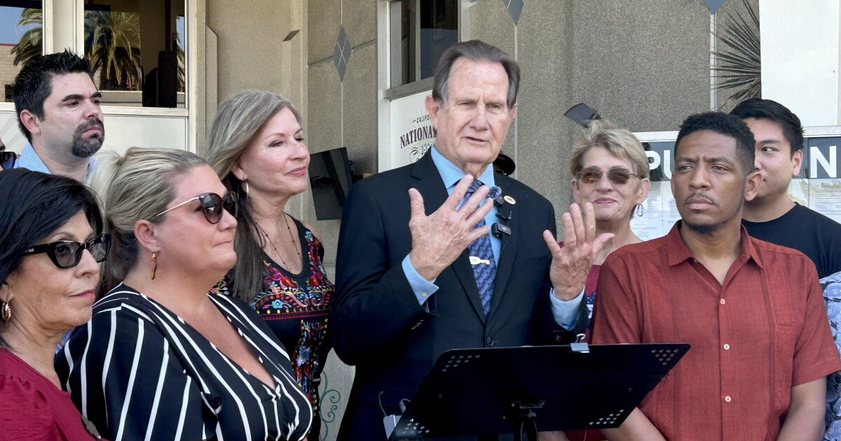 You are currently viewing National City Mayor Ron Morrison not seeking re-election