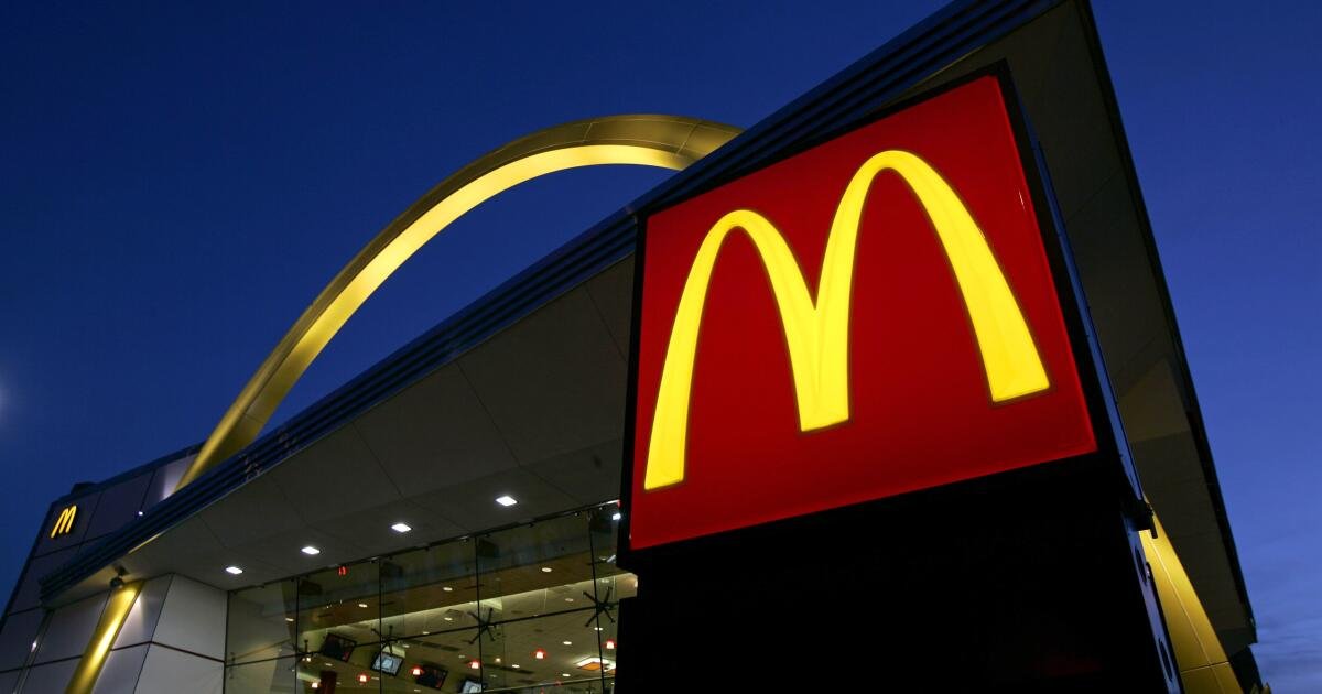 You are currently viewing Slow burger sales cost McDonald’s U.S. chief his job