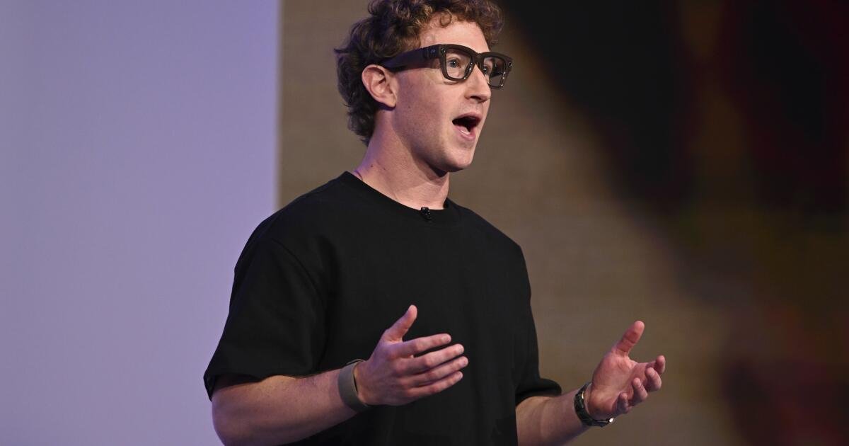 You are currently viewing Zuckerberg lays out Meta’s new vision for AI: Personal intelligence for all