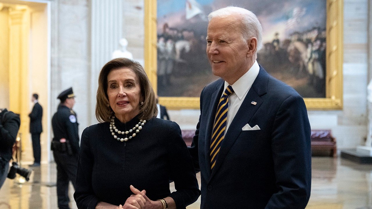 You are currently viewing Pelosi denies knowing about Biden decline, says others should have acted