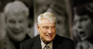Read more about the article Don Nelson, second on NBA coaching win list and winner of five Celtics titles, dies