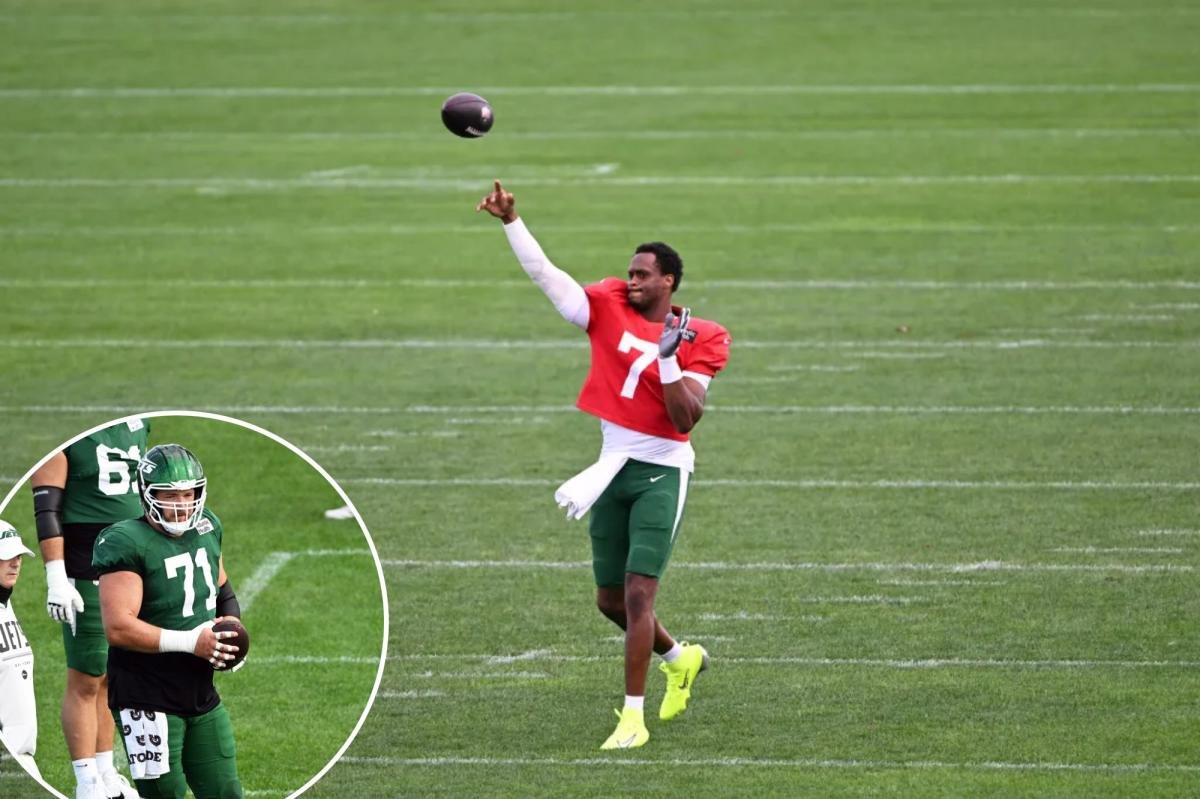 You are currently viewing Geno Smith, new-look Jets offense get a training camp reality check with ‘up-and-down day’