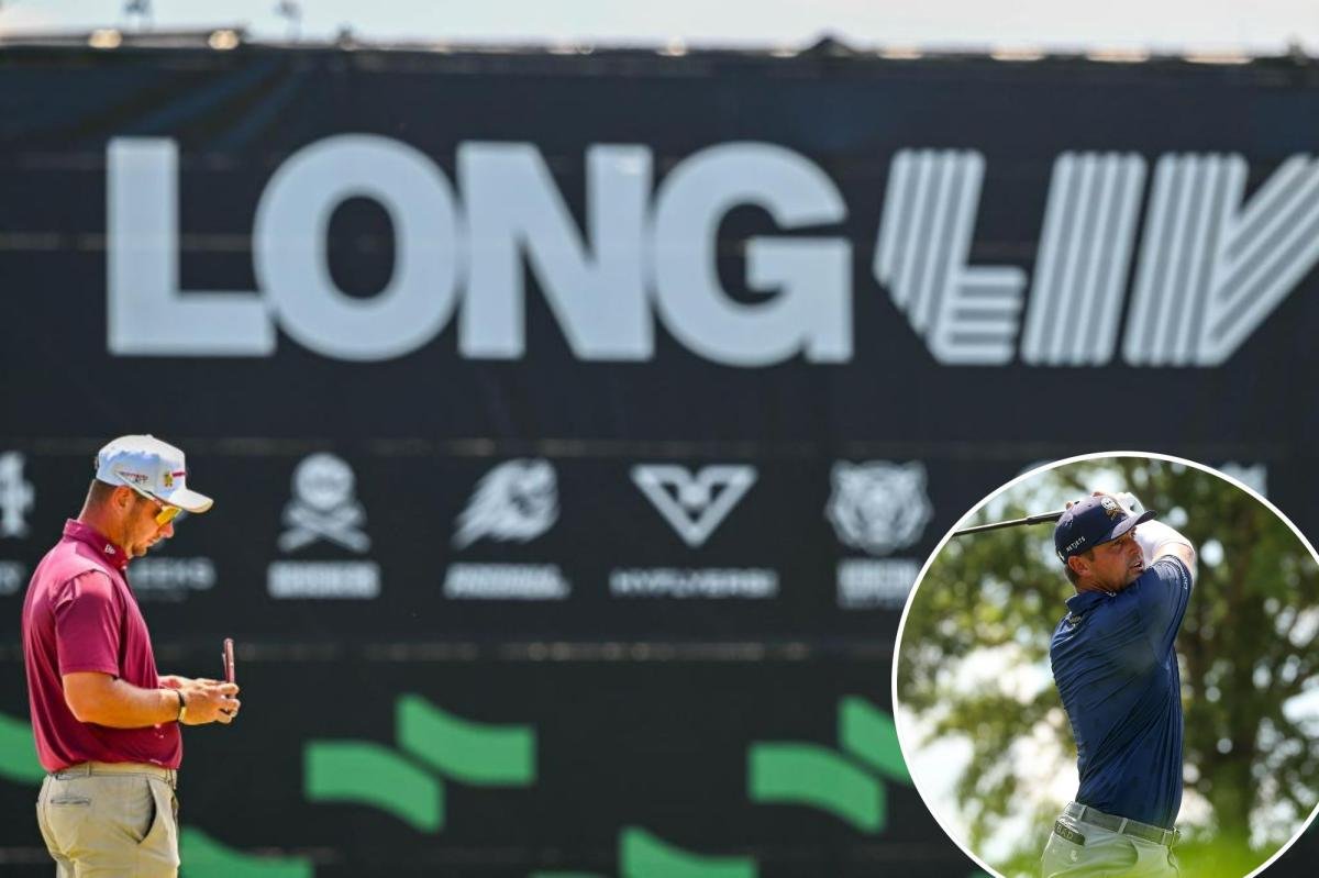You are currently viewing LIV Golf fans not letting league’s swirling ‘drama’ take away from Trump National event