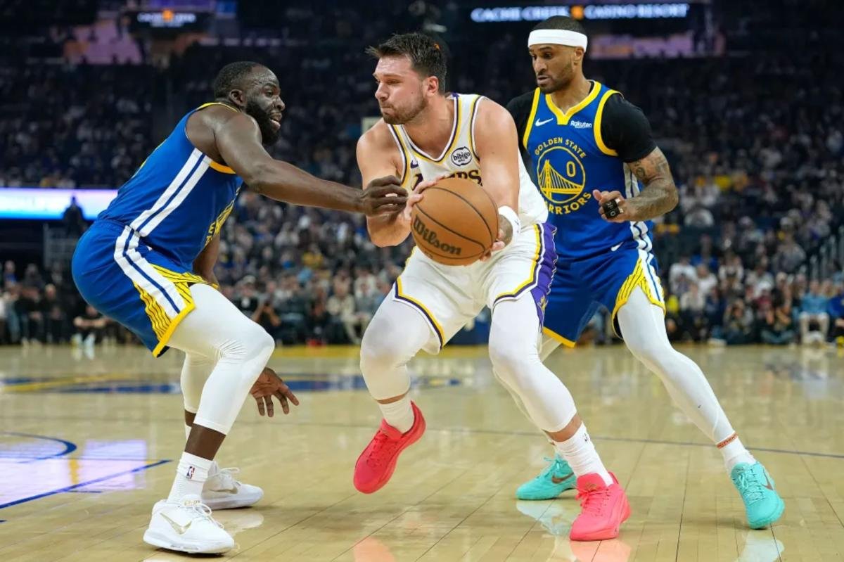 You are currently viewing Lakers opening 2026-27 season with high-profile matchup against Warriors